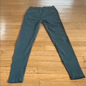 Alphalete amplify leggings.